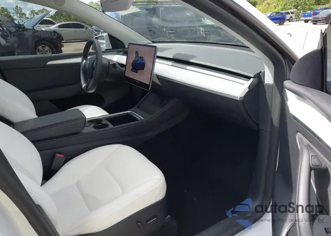 2023 Tesla Model Y Awd/Long Range Dual Motor All-Wheel Drive from USA, damaged, VIN 7SAYGDEE0PF863048